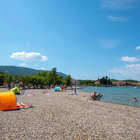 Cozy In With Wifi Апартаменты